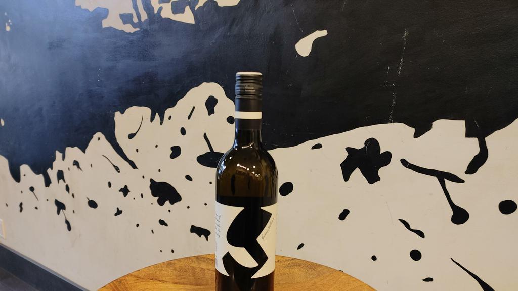 Glatzer Carnuntum Gruner Vetliner '18 · Alcohol 12% 750 ml
White Table Wine Gruner Vetliner 2018
Produce of Austria