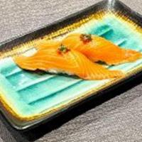 Sake Nigiri · Salmon Sushi (2 Pieces)