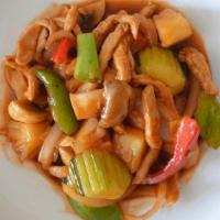 Sweet And Sour (Pad Priaw Waan) · Your choice of meat stir-fried with tomatoes, cucumbers, mushrooms, onions, bell peppers and...