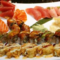 04. Fusion Combo · Five pieces of sashimi (tuna and sake) eight pieces of sushi (sake, tuna, hamachi, unagi - t...