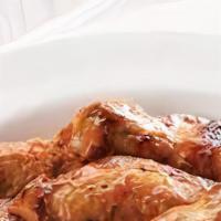 Mild and Fried Buffalo Wings (Hot) · Served with 8 pieces. Served spicy.
