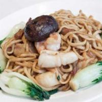 Chow Mein · Chow mein with a choice of combination, shrimp, beef, chicken, vegetable, tomato beef, or se...