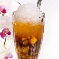 Sâm Bổ Lượng #25 · Dried longan, red jujubes, lotus seeds, and seaweed in light syrup topped with shaved ice.