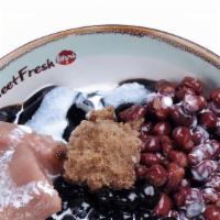 Icy Grass Jelly #B · Taro, Red Beans, Boba, Grass Jelly, Herbal Ice
*Toppings can be added but no substitution