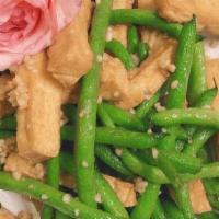 String Beans with Fried Tofu in Garlic & Sauce · 