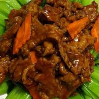 Beef with Baby Bok Choy · 