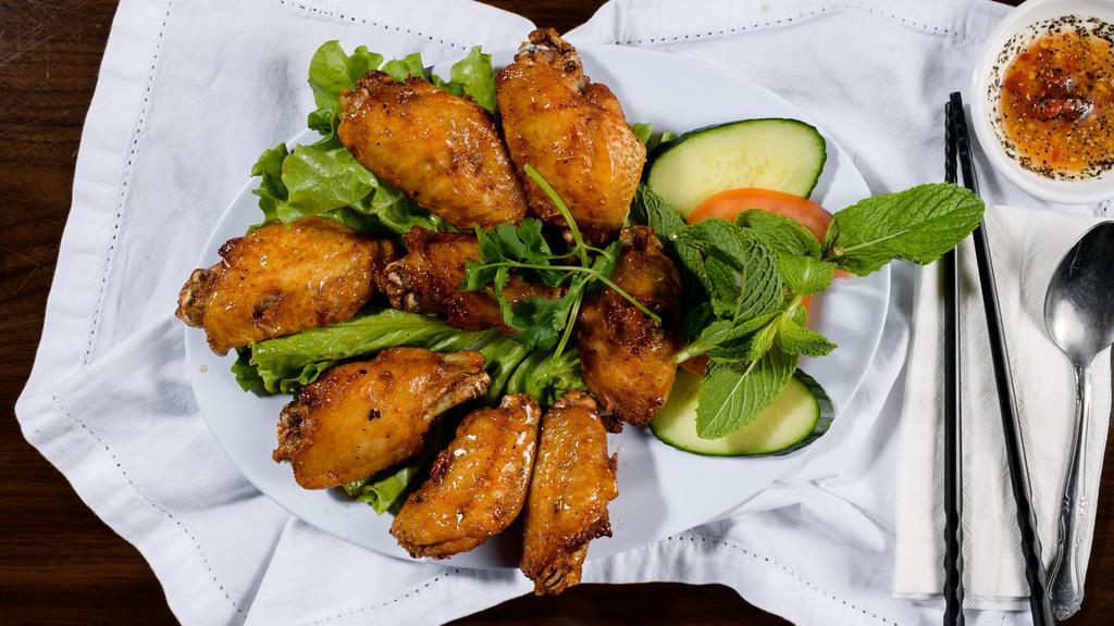 Cánh Gà Chiên Nước Mắm  · Deep fried wings with fish sauce