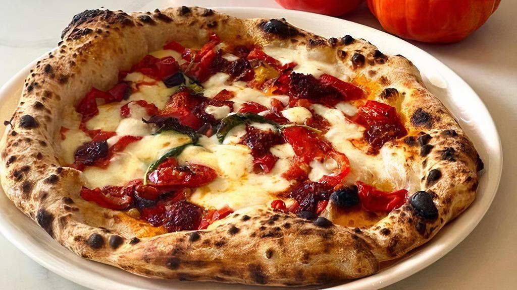 Pizza Calabrese · Fior di latte, n'duja salami, roasted bell peppers