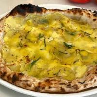 Pizza Rosmarino · Mozzarella, sliced potatoes, rosemary, chopped garlic