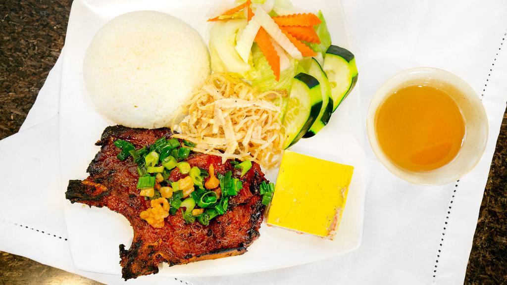 64. Com Thit Nuong · Grilled Pork  with  rice.