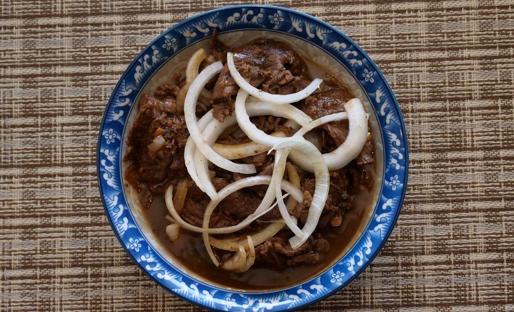 Bistek a la Carte · Thinly sliced beef sautéed with garlic, onion, soy sauce and lemon juice. Small feeds 2 to 3. Large feeds 3 to 6.