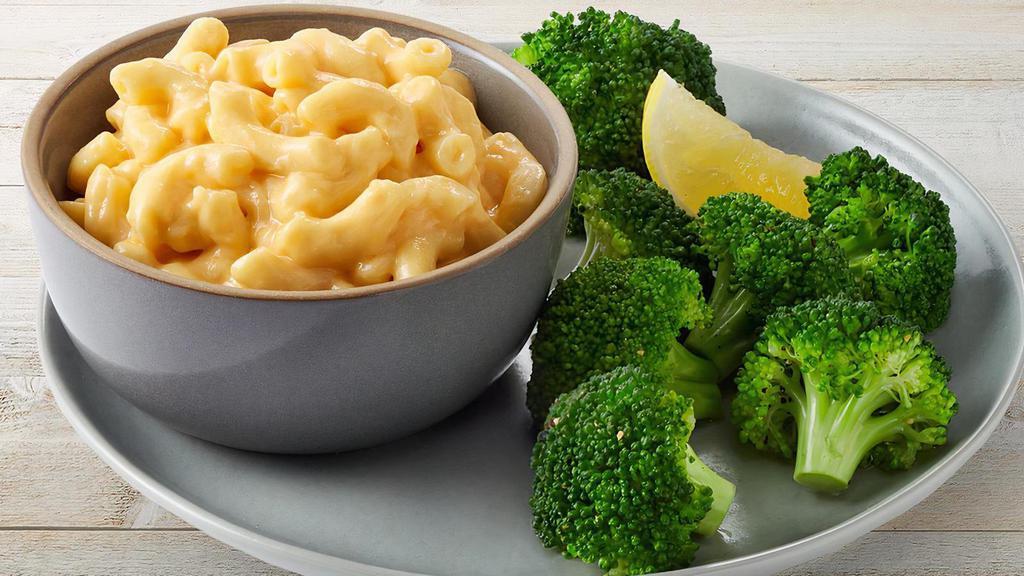 Kid'S Cheddar Mac & Cheese · Elbow macaroni in a creamy cheese sauce. Served with kid's side choice.