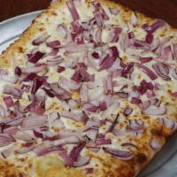 Onion Bites · Pan baked pizza bread, spicy sauce, mozzarella cheese and red onions