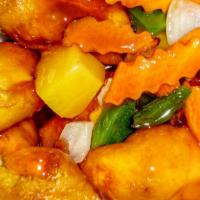 Sweet & Sour Chicken 甜酸鸡套餐 · Fried diced chicken breast in a sweet and sour sauce.