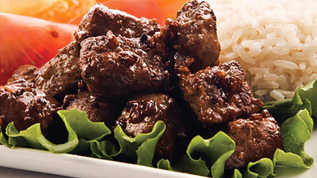 Cơm Bò Xào Lúc Lắc · Cube Beef Steak with Rice.