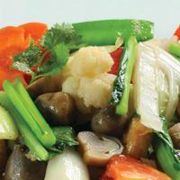 Cơm Hoặc Bún Xào Thập Cẩm · Stir Fried Mix Vegetables with Rice or Vermicelli.