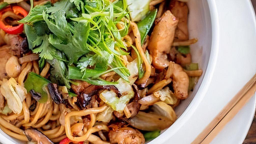 CHICKEN CHOW MEIN · roasted chicken, fresh egg noodles, mushrooms, cabbage, bean sprouts, chili paste, garlic chives (dairy free)