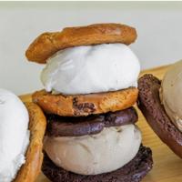 Gluten Free Sandwich 4 Pack · Two mocha fudge cookie and a cup of Joe ice cream, two chocolate chunk cookie and French van...