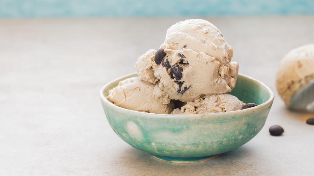 BEN & JERRY's Chocolate Chip Cookie Dough · 