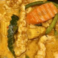 4. Red Curry Chicken · 