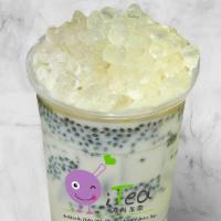 M2. Honey Brown Rice Milk Tea玄米奶茶 · Comes with Chia Seeds and Agar Boba (339 calories to 384 calories).