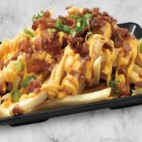 Y24. Bacon & Cheese Fries培根芝士薯條 · Lightly Seasoned Golden Fries Topped with Cheddar Cheese, Bacon, and Green Onions.