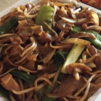 Chow Fun · Dry pan-fried white flat rice noodle with bean sprouts, snow peas and green onions with choi...
