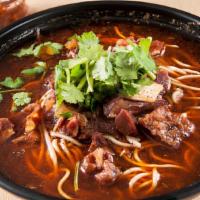J15. Chengdu Spicy Beef Noodle Soup (成都麻辣牛肉拉面) · 