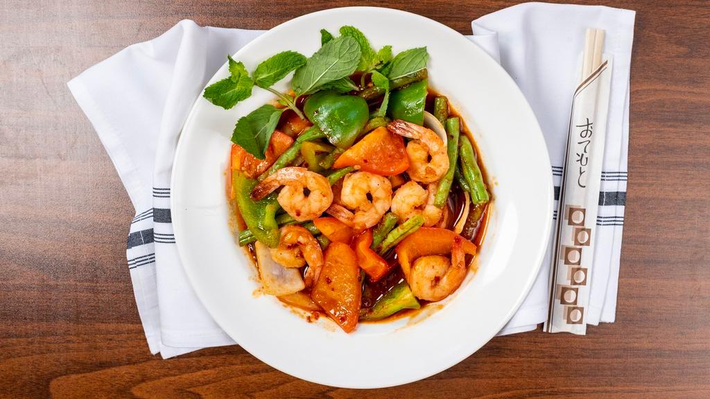 37. Saucy Spicy Shrimp · Stir fry shrimp with string beans, green, and red peppers, yellow onion, dried chili, sriracha hot chili sauce and house special sweet sauce.