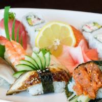 Sashimi & Sushi Dinner · 8 pca sashimi, 8 pcs nigiri sushi. Chef's choice.