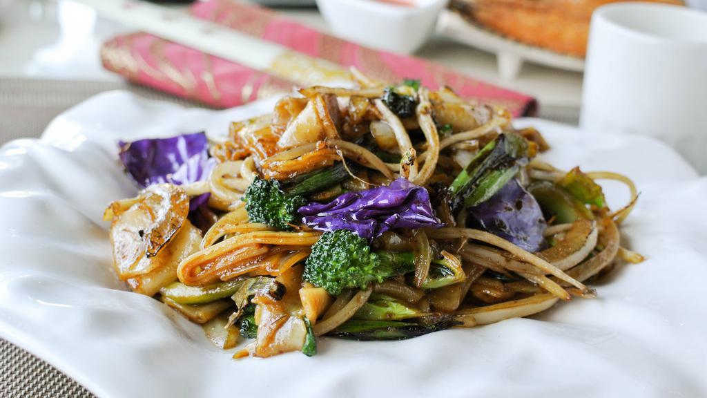 Chow Fun 炒粉 · Flat or thin rice noodles, stir-fried with your choice of  meat or vegetables.