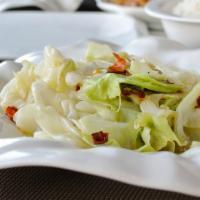 Sauteed Cabbage 炒包心菜 · Gluten free.