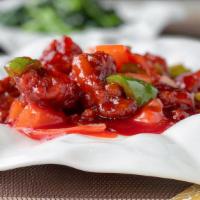 Sweet & Sour Chicken 咕咾雞 · Fried chicken with a sweet and sour sauce.
