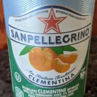 San Pellegrino Clementina · 330ml (11.15oz) sparkling clementine beverage