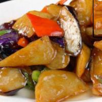 地三鲜 / Stir-Fried Eggplant, Potato Bell Pepper · 