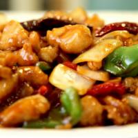 C11 Kung Pao Chicken · Hot & Spicy.