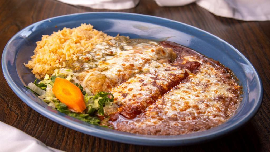 Tres Marías · Three Enchiladas Beef, Chicken & Cheese covered with Red Sauce, Green Sauce, Suiza Sauce & topped with Jack Cheese
Served with Rice and Beans