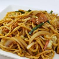 PC5. Soong Soong Chow Mein (Beef, Chicken, Shrimp) · 什錦炒麵