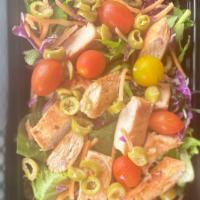 GRILLED CHICKEN SALAD · JUICY TASTY GRILLED CHICKEN ON SPRING MIX WITH CHERRY TOMATO  AND  OLIVES ...