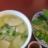 17. Chicken Noodle Soup - White Meat · Phở Gà