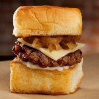 Cheeseburger Slider · angus beef, mayo, white american cheese, caramelized onions