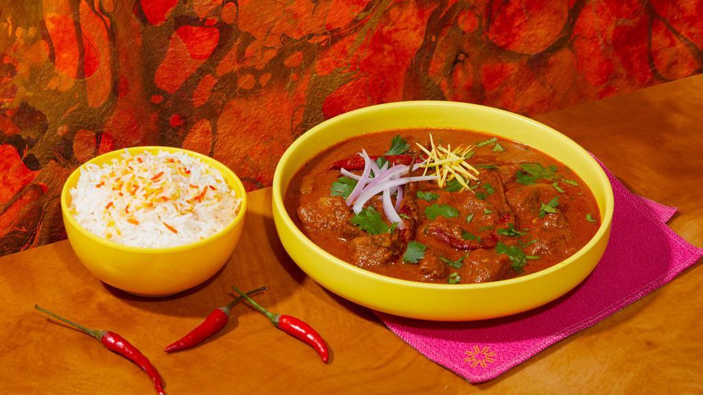 Lamb Curry · Spicy lamb in a creamy curry sauce.