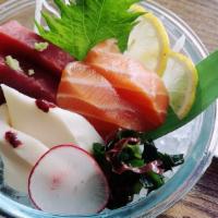 Sashimi Tasting - 6 Pieces · Sashimi testing chef's choices. Six pieces.