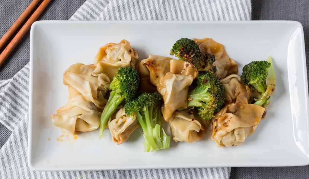 Wonton with Hot and Spicy Sauce · Spicy.