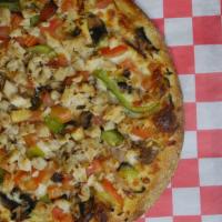 6. Chicken Garlic Supreme · Chicken, red onions, mushrooms, tomatoes and green peppers, over garlic white sauce.