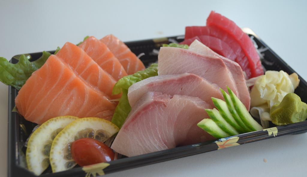 Sashimi Combo · Tuna sashimi, Salmon sashimi, Hamachi sashimi