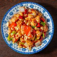 宫保鸡 Kung Pao Chicken(L) · Spicy.