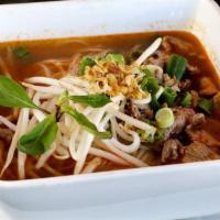 Beef Noodle soup · Slice beef, bean sprout, spinach, basil, green onion, toasted garlic and rice noodle in five...