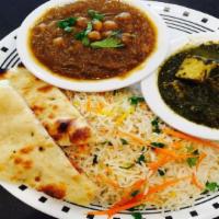 Vegatarian Lunch Combo plate · Choice of any  2 Veg curries from Dal Makhani , Saag Paneer, Okra Fry, Chana Masala, Paneer ...