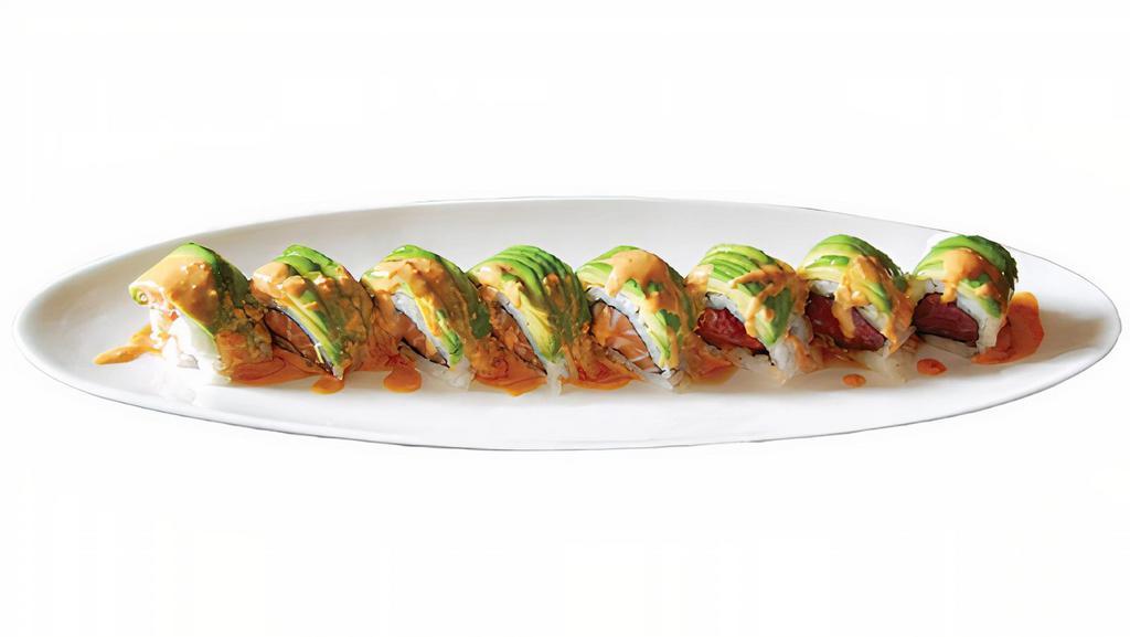 Giant's Roll · In: shrimp tempura, spicy imitation crab out: avocado, special sauce.